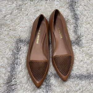 Pour La Victoire Tan Pointed-Toe Leather Flats with Woven Toe